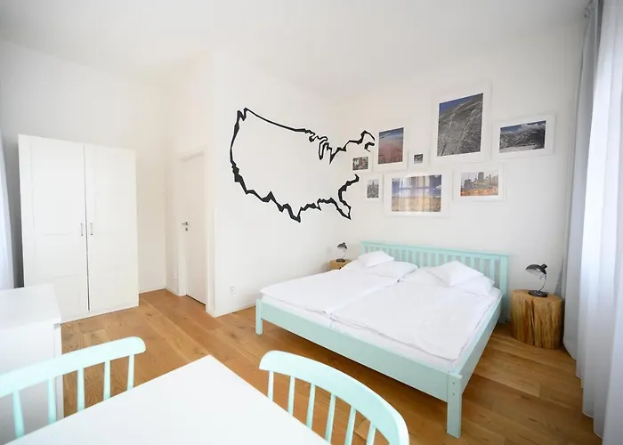 Svetobeznik Bed & Wine Liberec